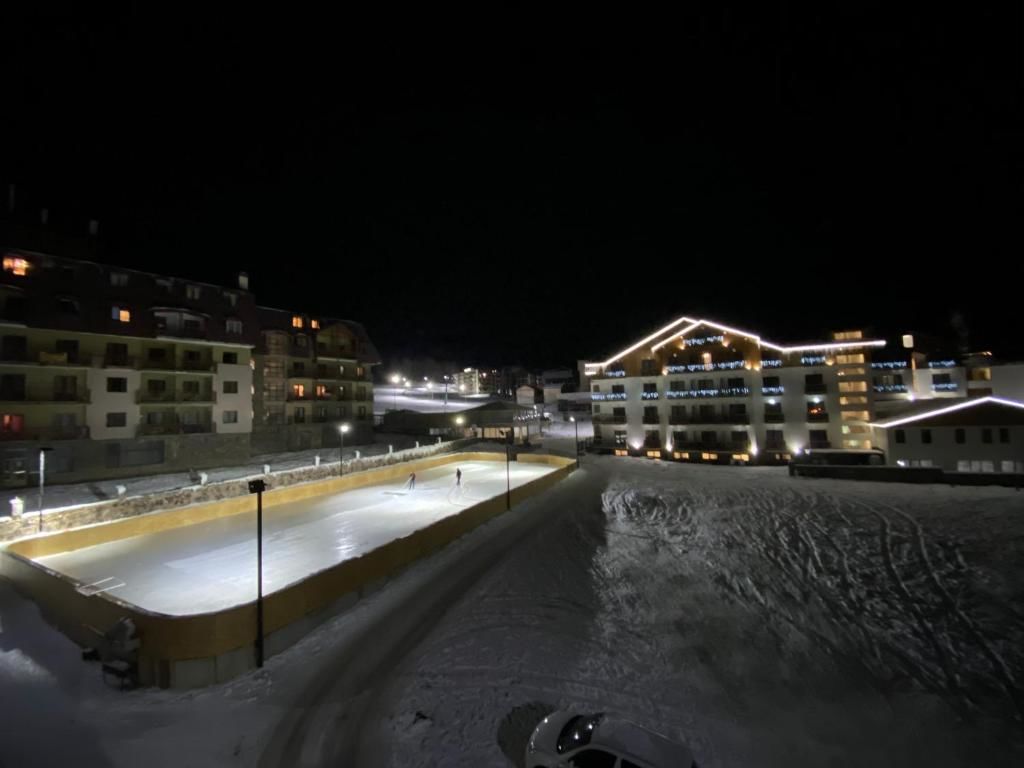 Апарт-отели Snow Pine Suite - 4 Star Resort Бакуриани