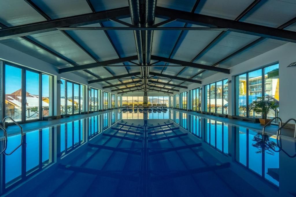 Апарт-отели Snow Pine Suite - 4 Star Resort Бакуриани