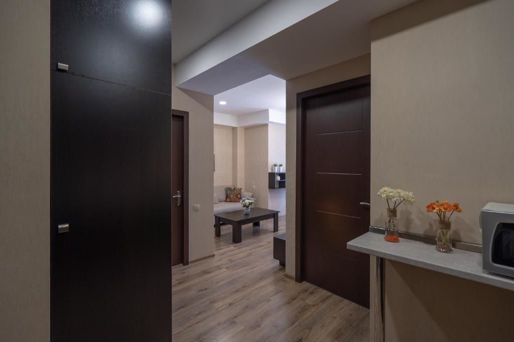 Апарт-отели Snow Pine Suite - 4 Star Resort Бакуриани