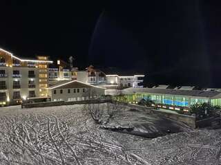 Апарт-отели Snow Pine Suite - 4 Star Resort Бакуриани Люкс с балконом-103