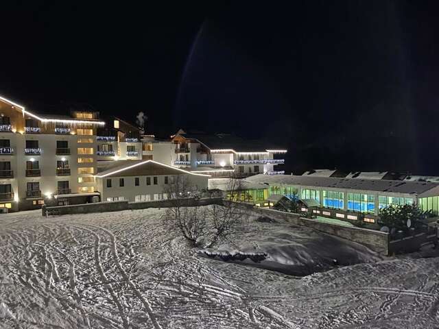 Апарт-отели Snow Pine Suite - 4 Star Resort Бакуриани-105